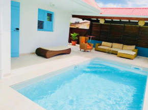 Location Maison Bleue avec piscine privative au Carbet Martinique